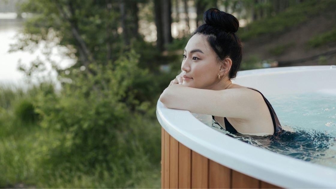 Are Cold Baths Good for Muscle Recovery? What Science Really Says