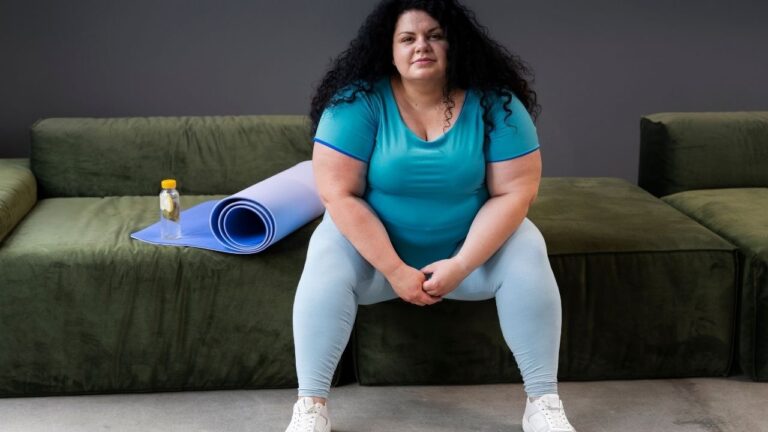 Amenorrhea and Weight Gain: Causes, Hormonal Links, and Evidence-Based Solutions